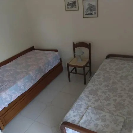 Seaside With Sea View Apartman